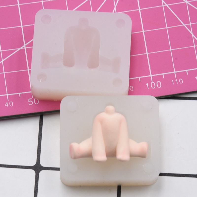 Q Version Cartoon Open-legged  - Diy Q recension och pris
